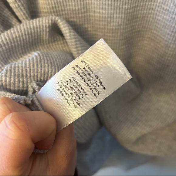 Aritzia TNA Waffle Turtle Neck Long Sleeve Sweater Shirt Size XS - Picture 2 of 9